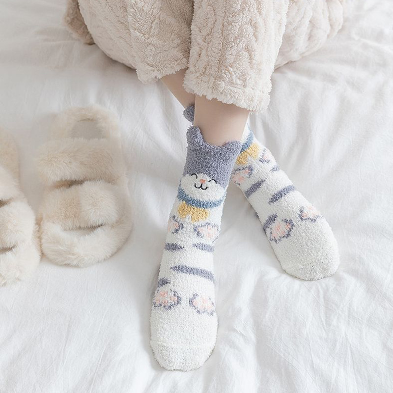 Calcetines de Lana de Coral, Calcetines de Tubo Medio para niños, Calcetines Gruesos para Dormir de otoño e Invierno, Calcetines de Piso de Felpa para confinamiento en el hogar Lindos y cálidos