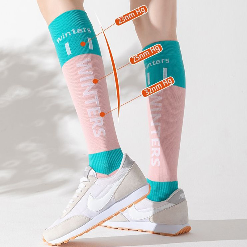 Los músculos deportivos pueden comprimir calcetines para fitness profesional de mujeres, correr, saltar la cuerda, presión, adelgazar piernas, calcetines de pantorrilla